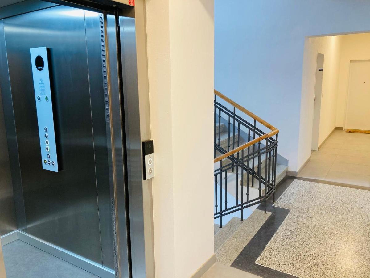 Residence Kotel 로끼뜨니쩨나드이제로우 외부 사진