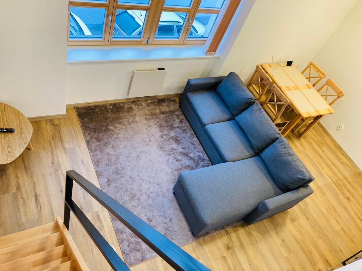 Residence Kotel 로끼뜨니쩨나드이제로우 외부 사진